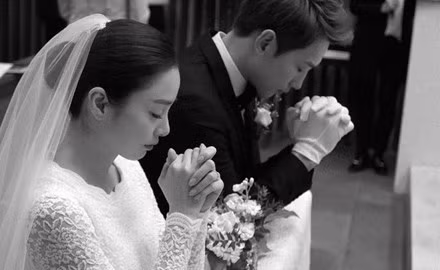 Sau dam cuoi voi Bi Rain, Kim Tea Hee muon sinh doi