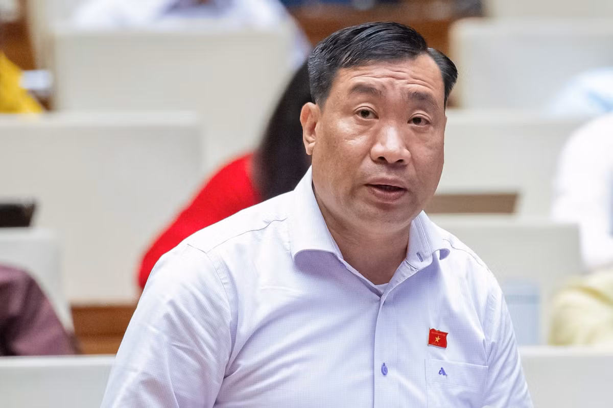 Bộ trưởng Nguyễn Kim Sơn giải trình lý do lương nhà giáo xếp cao nhất - Hình 2 Bo truong Nguyen Kim Son giai trinh ly do luong nha giao xep cao nhat-Hinh-2