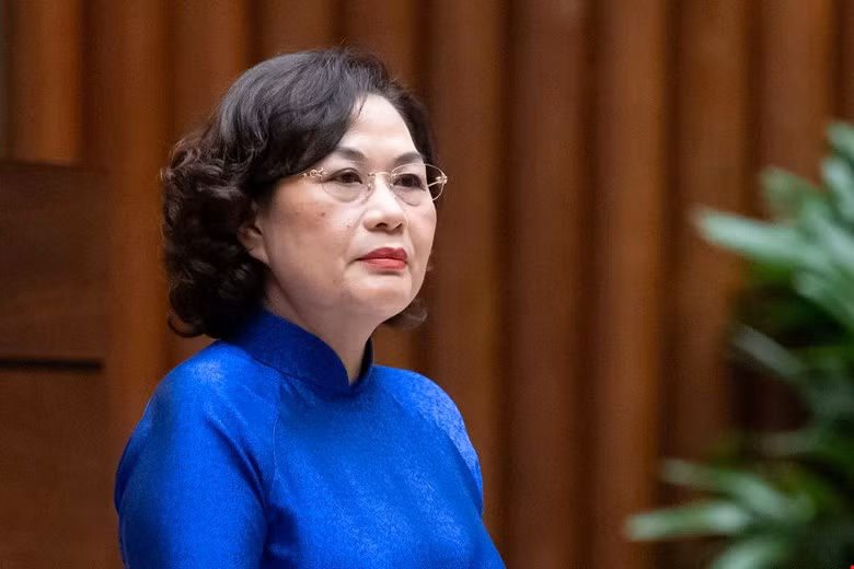 ĐB chất vấn: Sao NHNN không mua vàng miếng, dân phải bán chợ đen - Hình 2 DB chat van: Sao NHNN khong mua vang mieng, dan phai ban cho den-Hinh-2