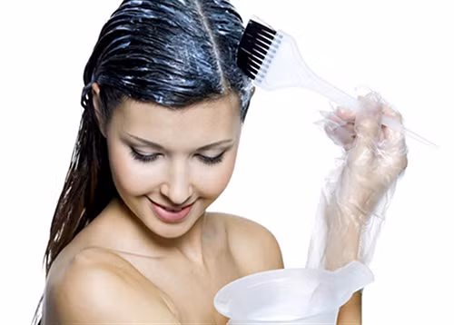 Tay mau toc có bị ảnh huỏng dén chát tóc khong?