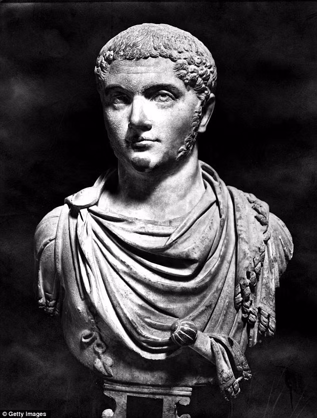 Trong suốt thời gian trị vì, ông hoàng La Mã Elagabalus khiến người đời "té ngửa" bởi đời sống tình dục kỳ quặc.