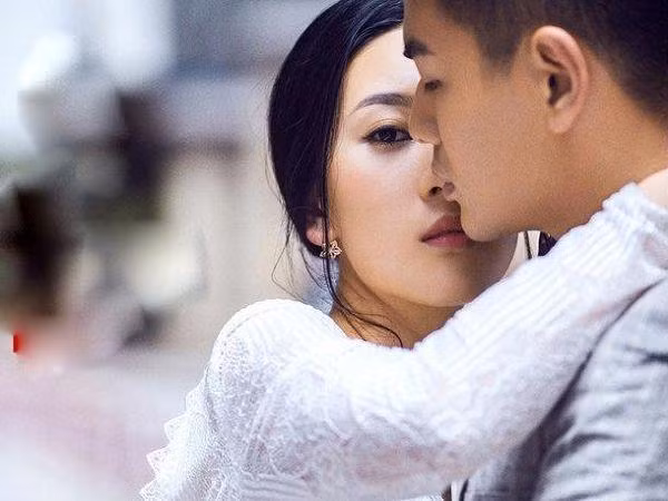 Khi nào một người đàn ông chung thuỷ với một người phụ nữ? Khi nao mot nguoi dan ong chung thuy voi mot nguoi phu nu?