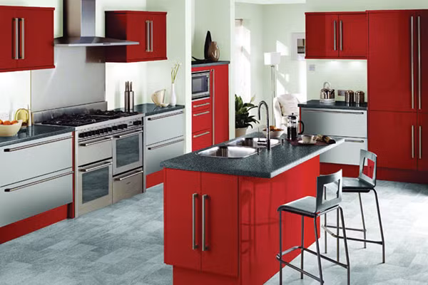 Trong khi đó hướng Bắc có ngũ hành là Thủy, kỵ với hỏa (mà bếp có chứa yếu tố lửa).