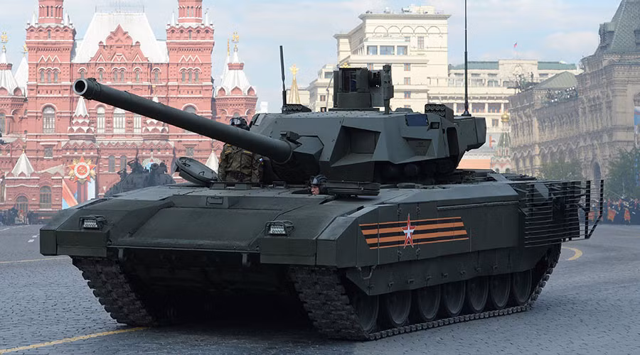 Theo nhiều nhà phân tích, T-14 Armata là loại xe tăng tiên tiến nhất mà nước Nga từng chế tạo, và là đối trọng với các xe tăng tốt nhất của phương Tây. Nước Đức cũng đã chấp nhận lời thách thức từ Nga, và bắt tay vào việc nâng cấp xe tăng Leopard 2 của mình. Trước đó, chiếc Leopard 1 đã được biết đến là một trong những loại xe tăng chiến đấu chủ lực hàng đầu thế giới.