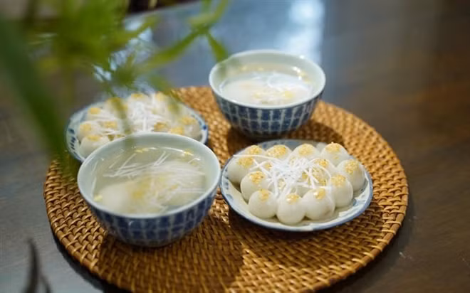 Bánh trôi, bánh chay là một món ăn dễ thực hiện với các nguyên liệu đơn giản, vậy nên vào ngày Tết Hàn thực nhiều chị em muốn trổ tài làm bánh.