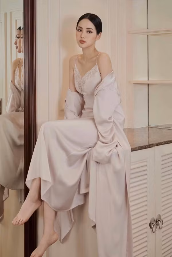 Trải qua hai lần sinh nở nhưng sắc vóc của cô nàng vẫn không phải dạng vừa.