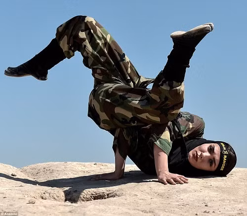 Để trở thành một kunoichi - hay nữ ninja Iran - đòi hỏi sức mạnh và sự nhanh nhẹn đáng kinh ngạc.