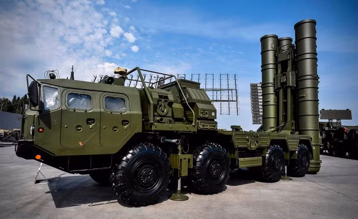 Nhưng cũng tương tự như trên, chưa có bất cứ xác nhận nào từ cả Ankara lẫn Washington về diễn biến mới này, nhưng trong thời điểm hiện tại thì Moskva đã có đủ lý do để lo lắng nếu điều đó là thật.