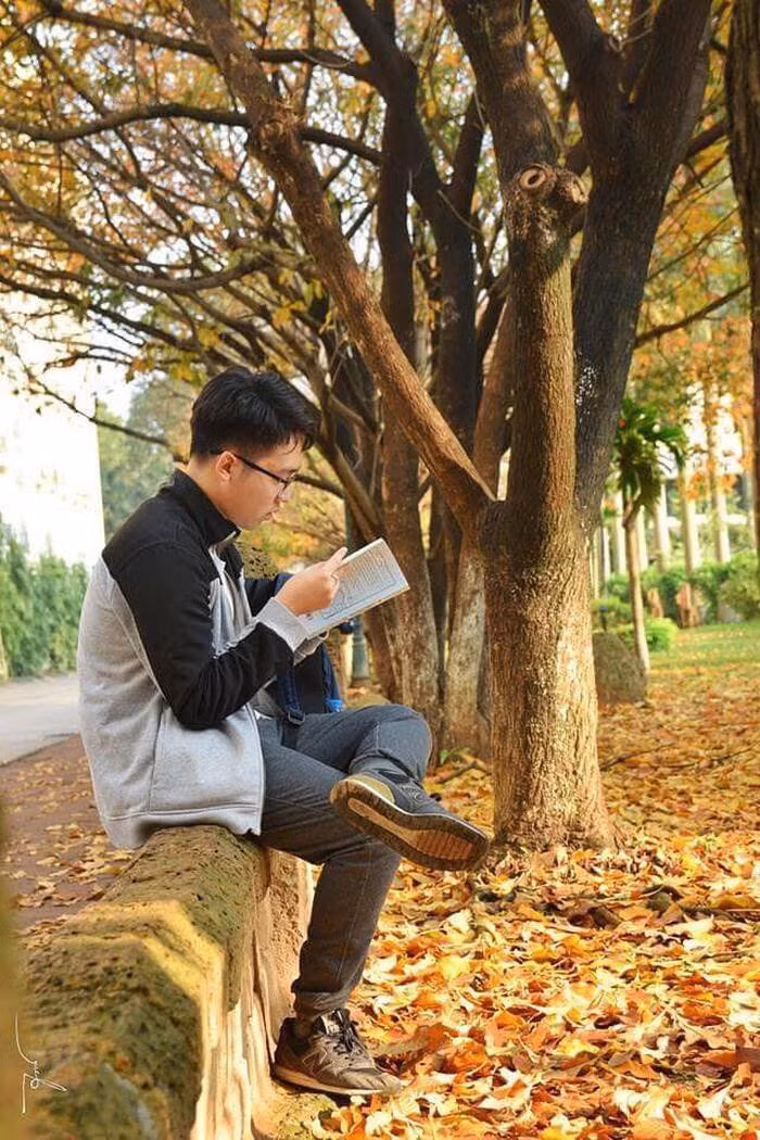 Co mot 'con duong tinh yeu' ben trong truong DH Su pham Ha Noi moi dip dong ve-Hinh-11