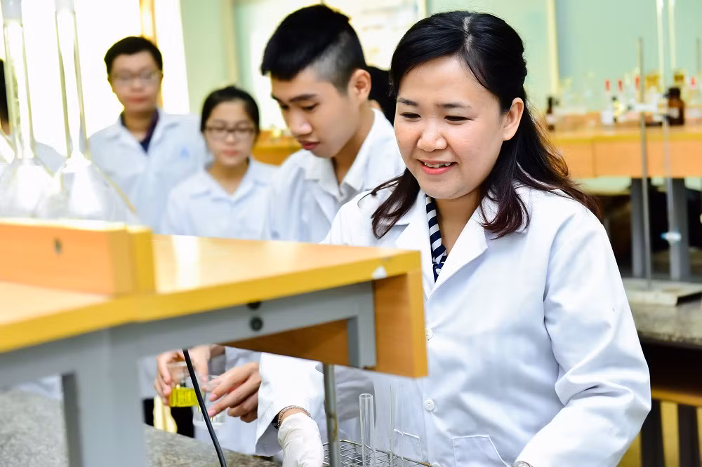 PGS.TS Hồ Thị Thanh Vân: "Phụ nữ làm khoa học rất nhiều áp lực" - Hình 3 PGS.TS Ho Thi Thanh Van:
