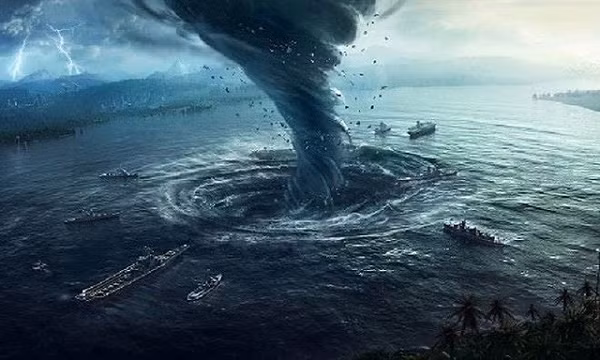 Vào những năm 1200, Kublai Khan (Hốt Tất Liệt) đã nhiều lần cố gắng đi qua biển Quỷ và kết quả là nhiều tàu trong đội quân của ông đã bị mất tích một cách bí ẩn, kéo theo sự "bốc hơi" của hơn 40.000 quân lính.