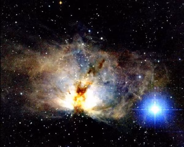 Orion là một trong những chòm sao dễ nhận biết nhất, liên quan đến hai trận mưa sao băng là Orionid và Chi Orionid.