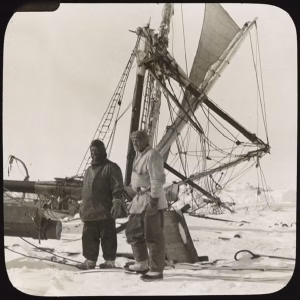 Tất cả thuyền viên của tàu Endurance được cứu hộ thành công vào tháng 8/1916. Hành trình sinh tồn ly kỳ này khiến nhà thám hiểm Shackleton trở thành người hùng tại Anh.