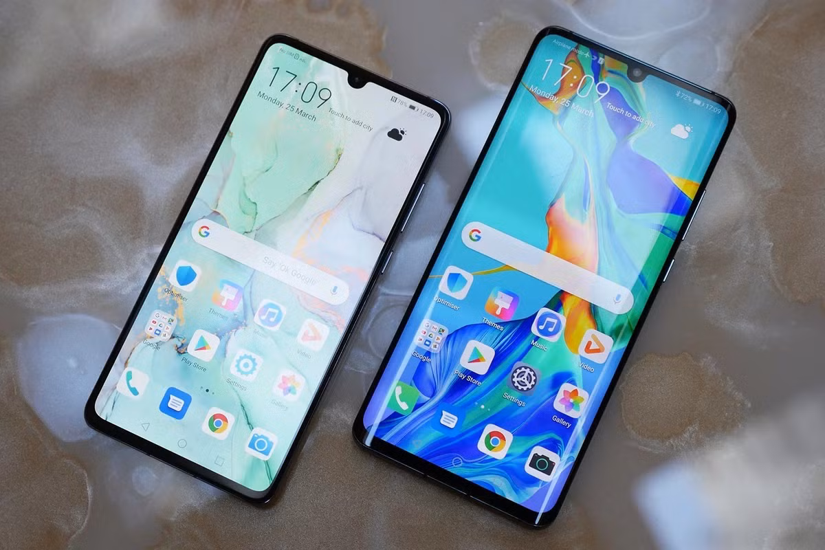 Và giữa cơn bão đến từ phía Mỹ, Huawei thậm chí cũng không yên thân với vẫn không được yên thân với tình hình trong nước.