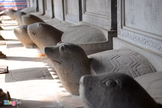 Toàn bộ 82 bia Tiến sĩ Văn Miếu - Quốc Tử Giám là cụm bảo vật được cho là lớn nhất trong dịp công nhận đợt 3 này, trước đó các bia đá này đã được UNESCO công nhận là Di sản tư liệu thế giới thuộc chương trình Ký ức Thế giới vào ngày 9/3/2010, tại Macau, Trung Quốc. Sau Mộc bản triều Nguyễn, Bia Tiến sĩ Văn Miếu là di sản tư liệu thứ hai của Việt Nam được đưa vào danh mục Di sản tư liệu thế giới.