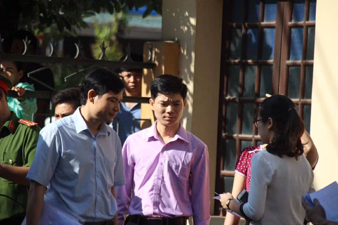 Xet xu bac si Hoang Cong Luong: De nghi trieu tap nhieu ca nhan-Hinh-5