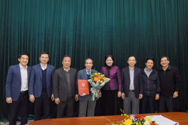Hiện ban lãnh đạo đương nhiệm Ngân hàng Nhà nước Việt Nam gồm Thống đốc Nguyễn Thị Hồng. Các Phó Thống đốc gồm các ông: Đào Minh Tú; Nguyễn Kim Anh; Đoàn Thái Sơn; Phạm Tiến Dũng; Phạm Thanh Hà. 