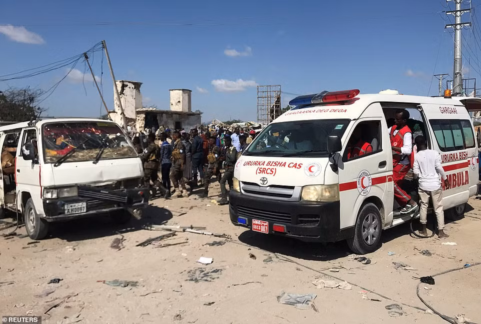 Lực lượng an ninh và y tế tại thủ đô Mogadishu đang nỗ lực hết sức để hỗ trợ người bị nạn.