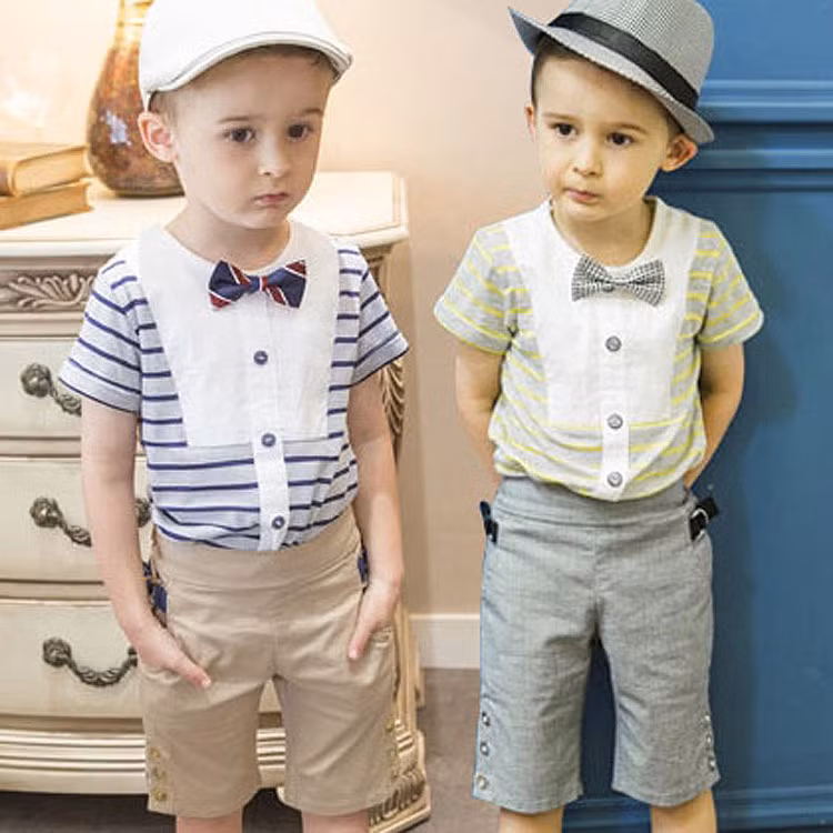 Có rất nhiều mẫu mã mũ cho bé để các mẹ tha hồ lựa chọn, trông bé lúc này sẽ giống hệt các quý ông chững chạc và có phong cách.