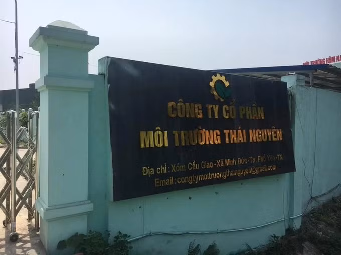 Ho so cty moi truong Thai Nguyen bi phat gan 1 ty do xa thai vuot chuan