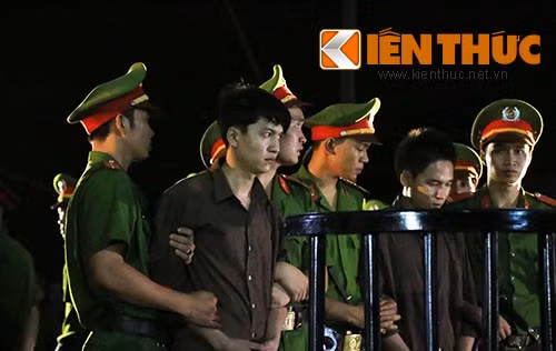 Nguyen Hai Duong nga quy khi nhan an tu hinh-Hinh-3