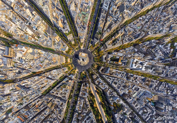 Paris, Pháp.