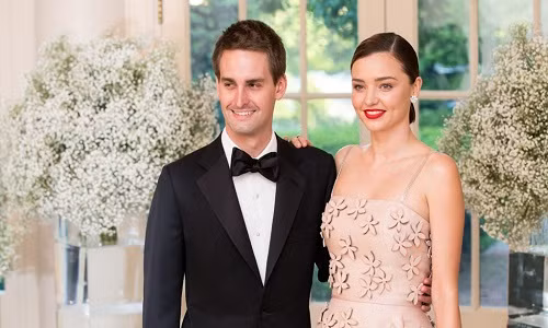 Miranda Kerr: Thien than noi y xinh dep "don tim" cac ty phu