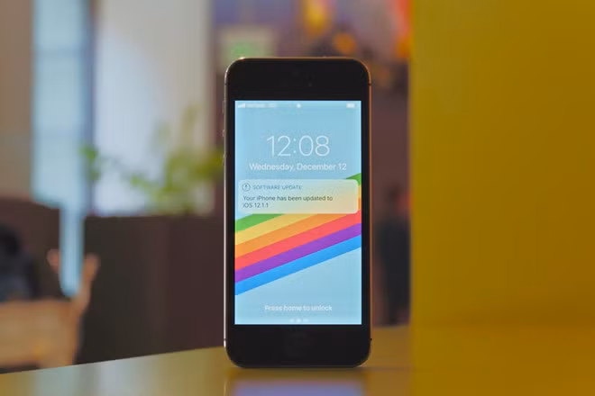 Giá nghìn USD nhưng iPhone không đắt như bạn nghĩ Gia nghin USD nhung iPhone khong dat nhu ban nghi