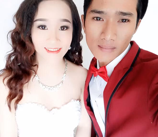 Trường An - Mỹ Trang hạnh phúc bên nhau trong ngày cưới.