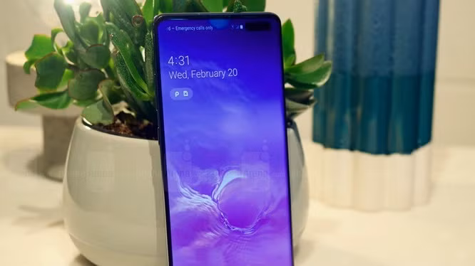Nguoi dung keu troi vi loi ket noi cua Samsung Galaxy S10 5G