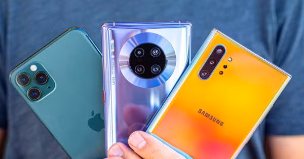 Hầu hết các dòng smartphone cao cấp, từ iPhone 11, Samsung Galaxy Z Flip hay Huawei, OnePlus khi được trình làng, đều đã được cải tiến đáng kể về công nghệ pin so với ngày trước. Tuy nhiên dù có hiện đại đến thế nào, thì có 6 sự thật về pin của smartphone mà người dùng luôn cần chú ý, tránh hiểu sai và sử dụng pin sai cách.
