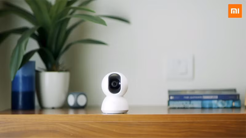 Mi Smart Camera PTZ giá khá rẻ, với 660.000 đ cho một thiết bị theo dõi tại nhà có nhiều tính năng và chất lượng hình ảnh 2K là đáng mua.