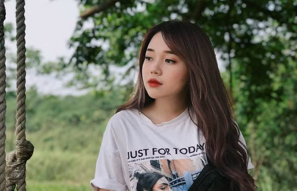 Hiện tại cô nàng vẫn còn độc thân sau lần chia tay mới đây với anh chàng Bụt.