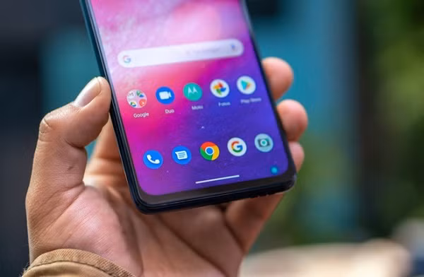 Điều khiến Android trở thành hệ điều hành nổi bật trong số những hệ điều hành di động khác là khả năng tùy chỉnh vô hạn mà nó mang đến cho người dùng. Chỉ bằng ứng dụng Launcher, người dùng có thể thay đổi giao diện mặc định trên điện thoại như hình ảnh bắt mắt hay tối ưu hóa hiệu năng sử dụng.