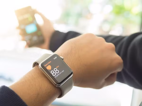 Apple Watch cuu song be trai 13 tuoi nho ung dung dac biet nay-Hinh-2