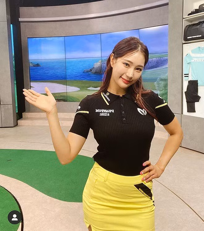 Tên tuổi luôn được gắn liền với sự gợi cảm, Hyunju bày tỏ hy vọng mọi người sẽ quan tâm nhiều hơn đến thành tích và sự nghiệp của cô.