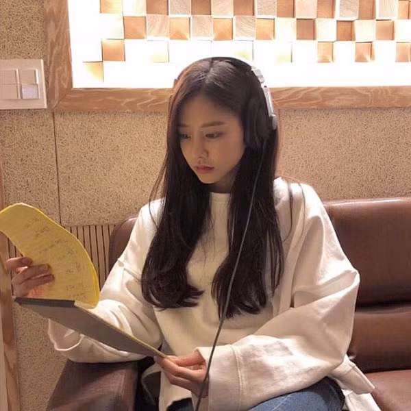 Số điểm thưởng này giúp nữ idol từng dính scandal chấn động thực sự đổi đời, kiếm được khoảng 200 triệu won (4,1 tỷ đồng).