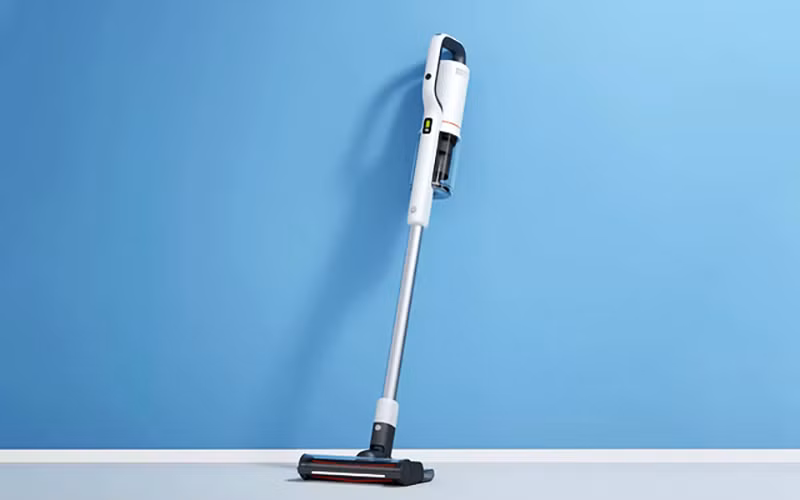 Trong chuỗi các sản phẩm gia dụng mới ra mắt, không thể thiếu máy hút bụi cầm tay Roidmi Nex 2 và Roidmi Nex 2 pro. Roidmi NEX 2 và NEX 2 Pro có công suất tối đa 435W, cũng như công suất hút bụi tương đương 26500 pascal. Cả hai model đều được trang bị viên pin dung lượng 2500mAh / 72Wh, có thể làm sạch liên tục trong nhiều giờ đồng hồ. Giá của 2 sản phẩm này tương ứng là 7 triệu đồng và 8.3 triệu đồng.