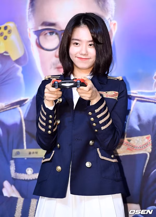 Diem mat nhung nu idol Han Quoc xinh dep la cao thu PUBG-Hinh-5