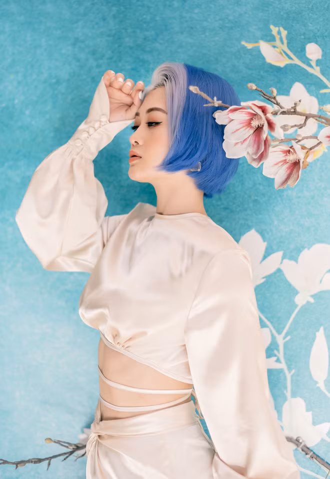 Mỗi màu tóc cực phẩm của Hảo Thỏ đều được dân tình mê mẩn.