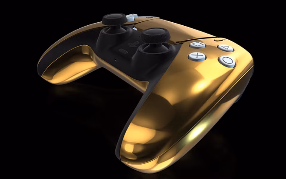 Cụ thể thì chiếc máy console Sony PlayStation 5 Gold Edition có thể sẽ bao gồm ba phiên bản đó là vàng 24K, bạch kim và vàng hồng 18K.