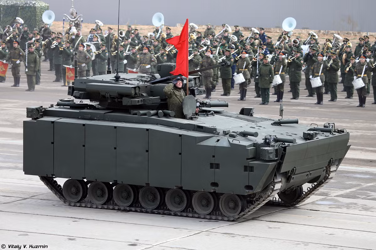 Xe chiến đấu bộ binh Object 695 thiết kế dựa trên khung gầm xe xích hạng trung Kurganets-25.