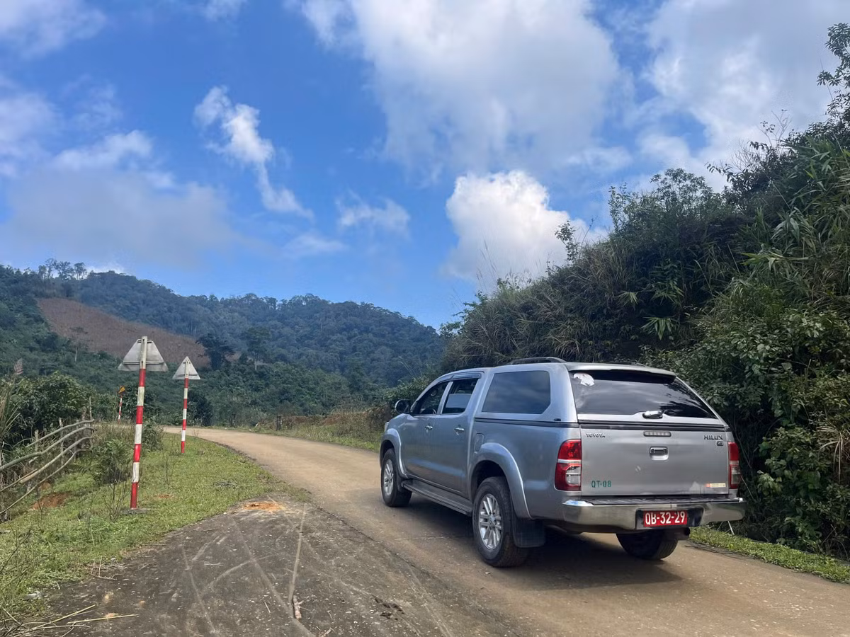 Sản phụ sinh con trên xe ô tô bộ đội biên phòng - Hình 2 San phu sinh con tren xe o to bo doi bien phong-Hinh-2