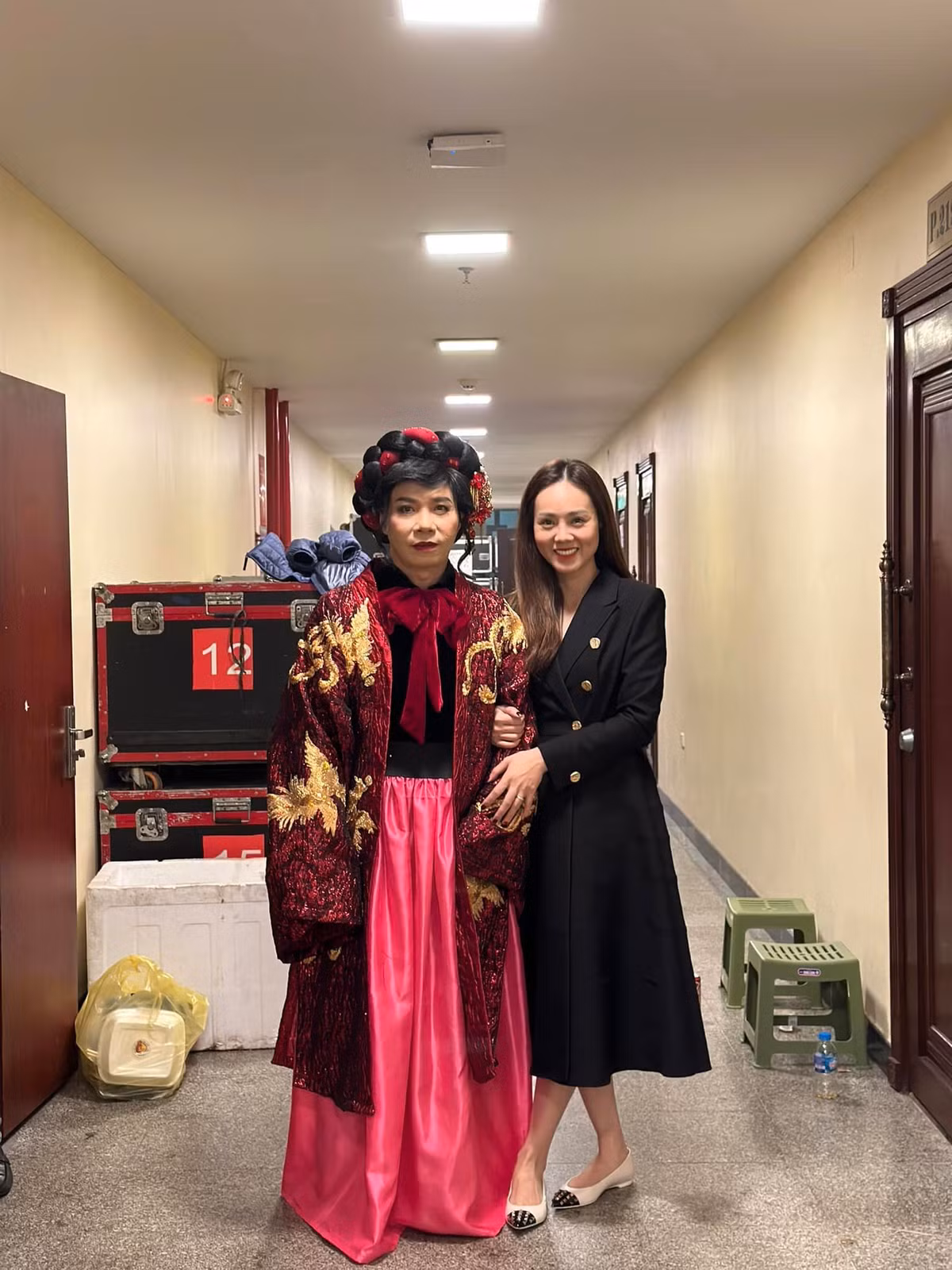 Trong thời gian Công Lý gặp vấn đề về sức khỏe, Ngọc Hà luôn bên cạnh động viên chăm sóc anh.