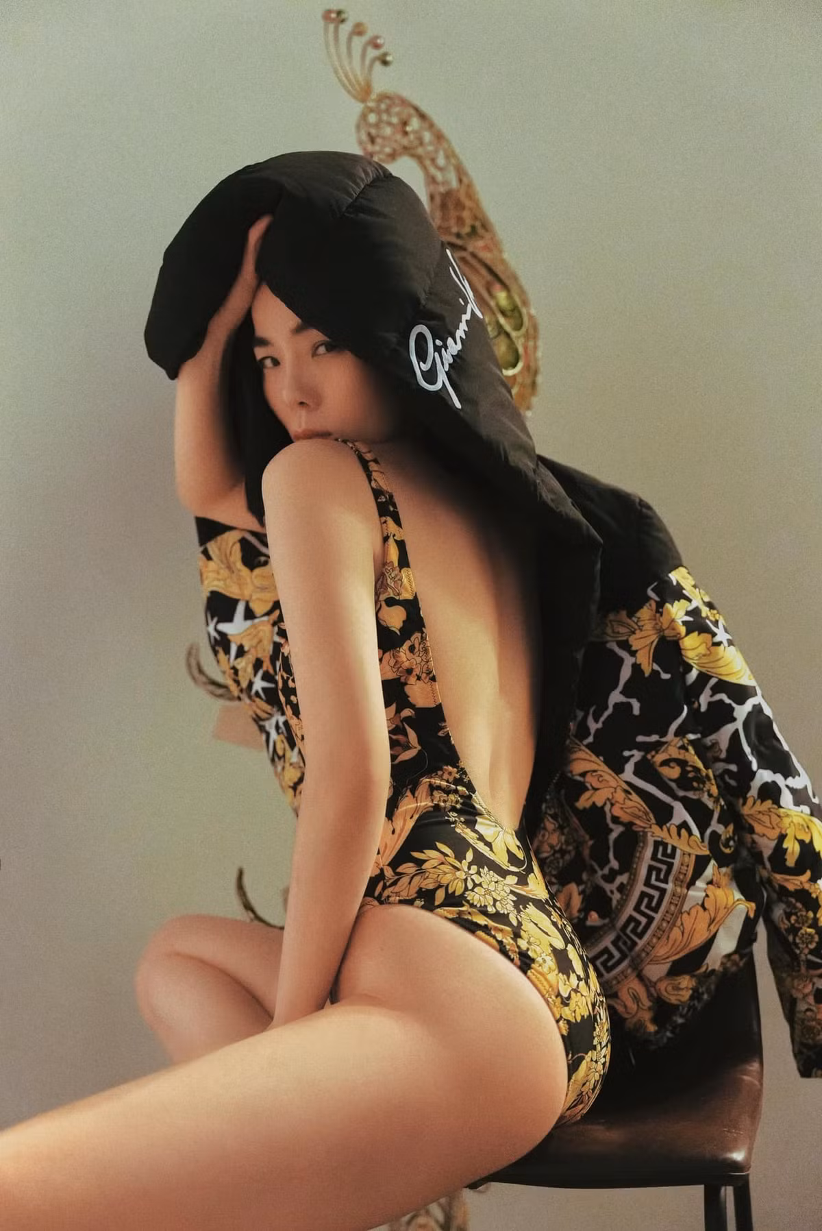 U45 Le Quyen “nghien” tao dang khoe vong 3 nay no