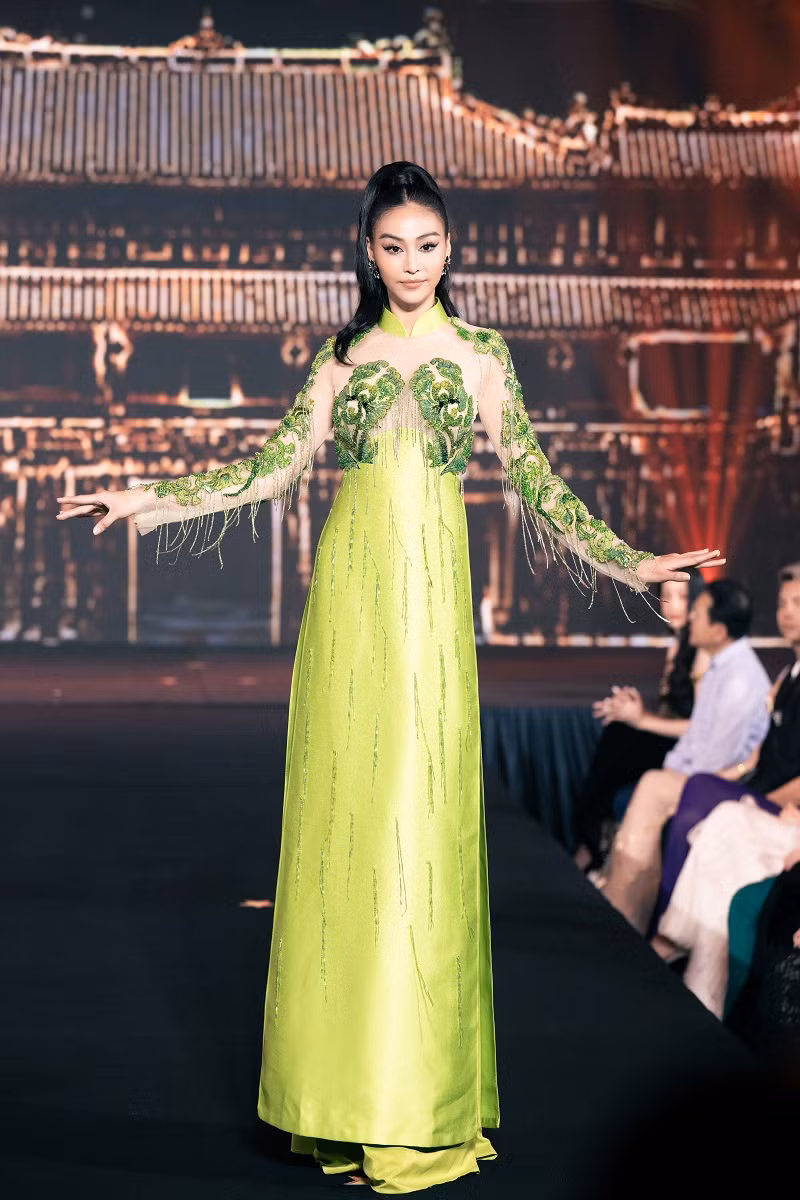 Á hậu Tuyết Như.