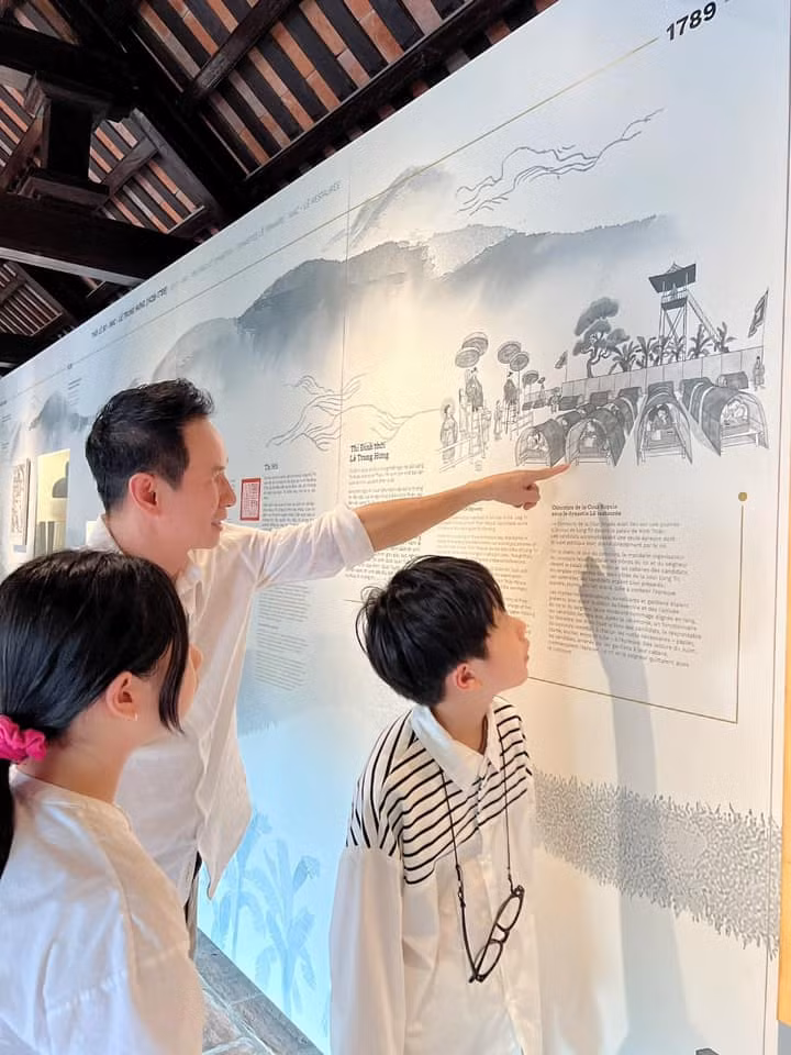 Nam đạo diễn bày tỏ, công việc có thể làm cả đời nhưng tuổi thơ của con chỉ trải qua một lần trong đời, vì vậy anh muốn dành nhiều thời gian cùng con trải nghiệm.