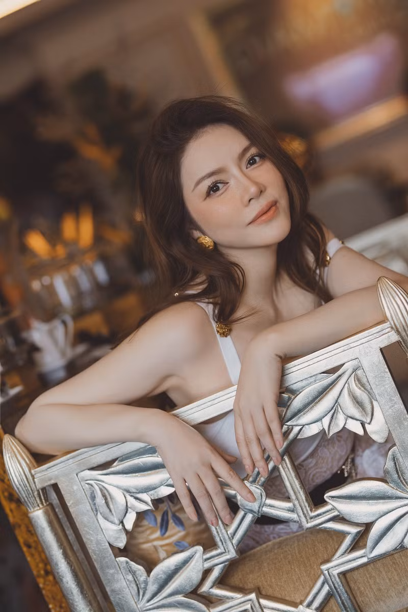 Hình ảnh đẹp ngọt ngào của Lý Nhã Kỳ trong bộ ảnh mới.