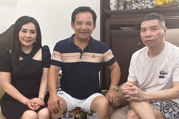Hoa hau Phan Kim Oanh, nghe si Quang Teo den tham NSND Cong Ly