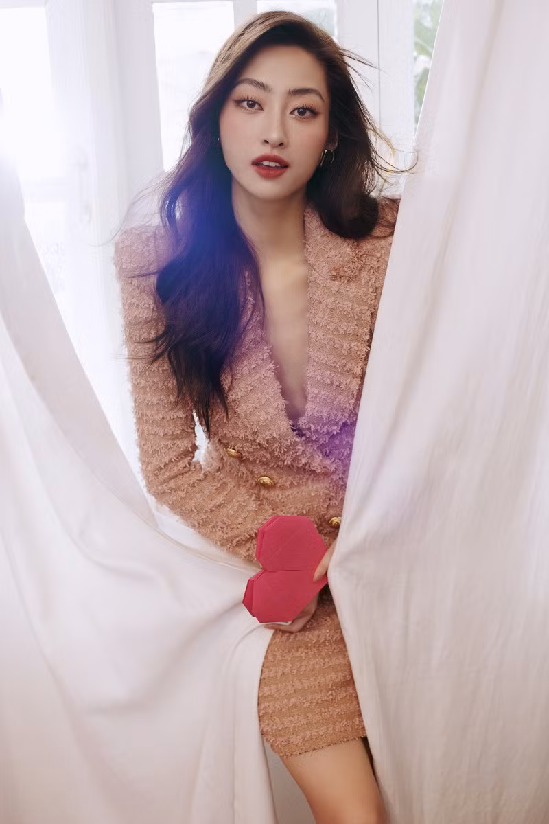 Lương Thùy Linh luôn mong muốn đặt mục tiêu lan tỏa những thông điệp mang tính giáo dục, nhằm mang đến những thay đổi tích cực hơn cho cộng đồng.